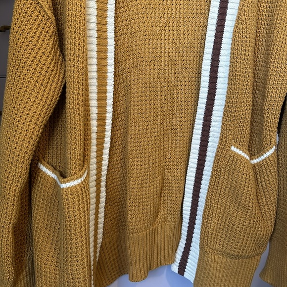 Universal Thread Mustard Yellow Knit Grandpa Cardigan - Picture 4 of 4